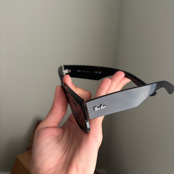 Ray-Ban Black Sunglasses - Picture 12 of 13